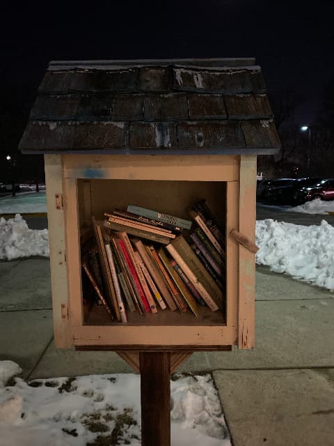 Yorktown HS library image