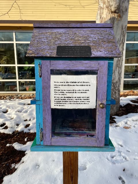 Walter Reed Community Center library image