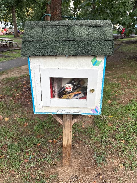 Lyon Park One library image